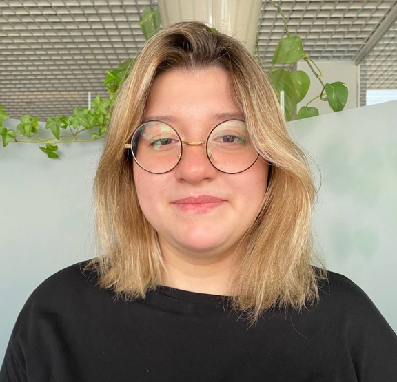 Алина